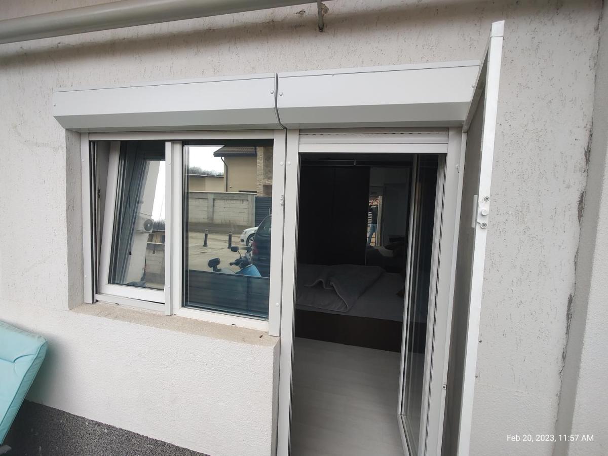 Apartament 3 Beds Apartment Dudu Bagian luar foto
