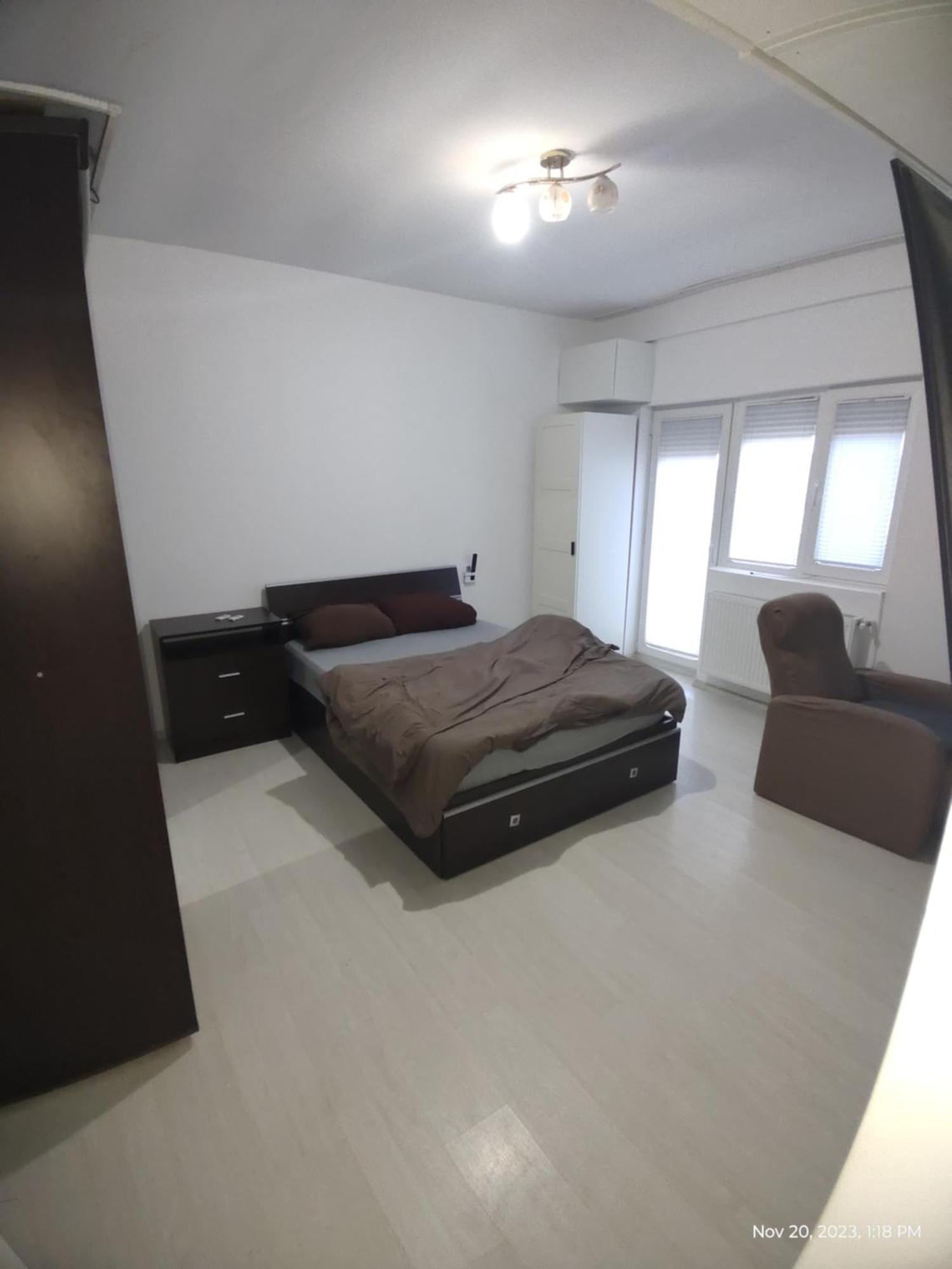 Apartament 3 Beds Apartment Dudu Bagian luar foto